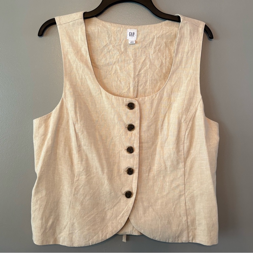 GAP Women's Beige Sleeveless Blouse